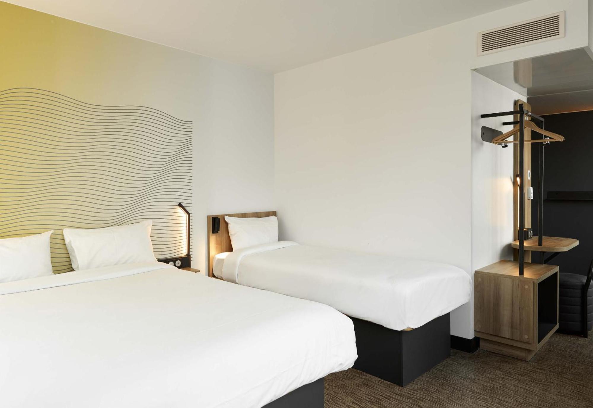 B&B Hotel Massy Gare Tgv Εξωτερικό φωτογραφία