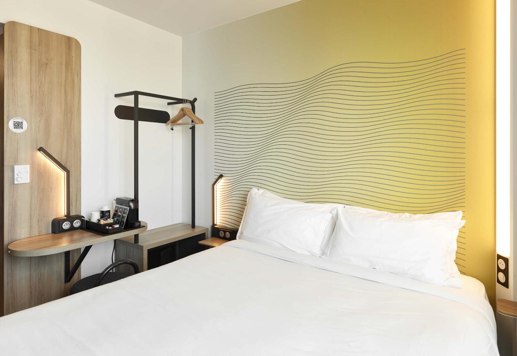 B&B Hotel Massy Gare Tgv Εξωτερικό φωτογραφία