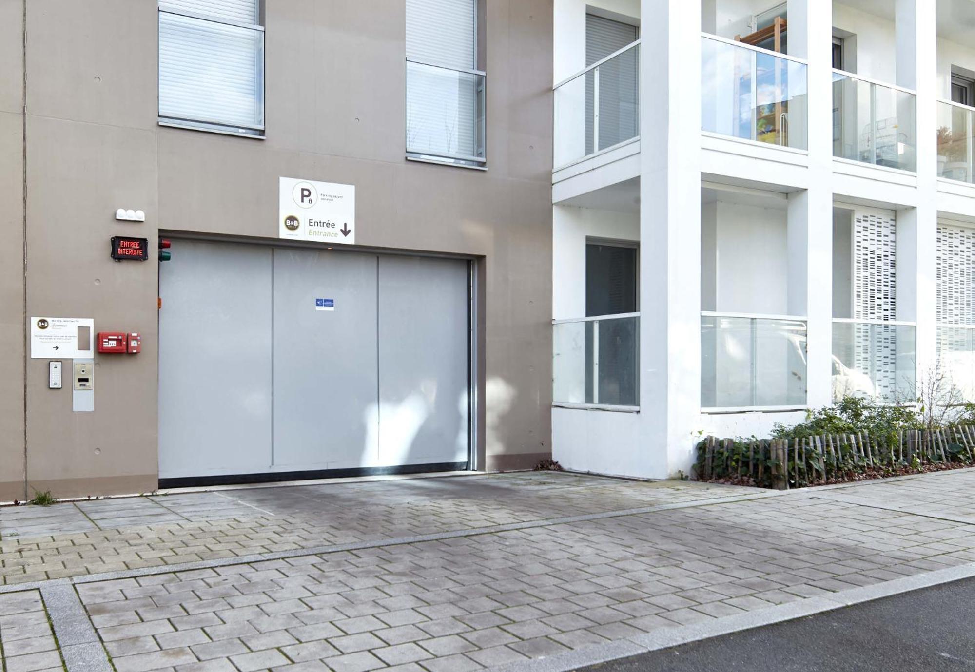 B&B Hotel Massy Gare Tgv Εξωτερικό φωτογραφία