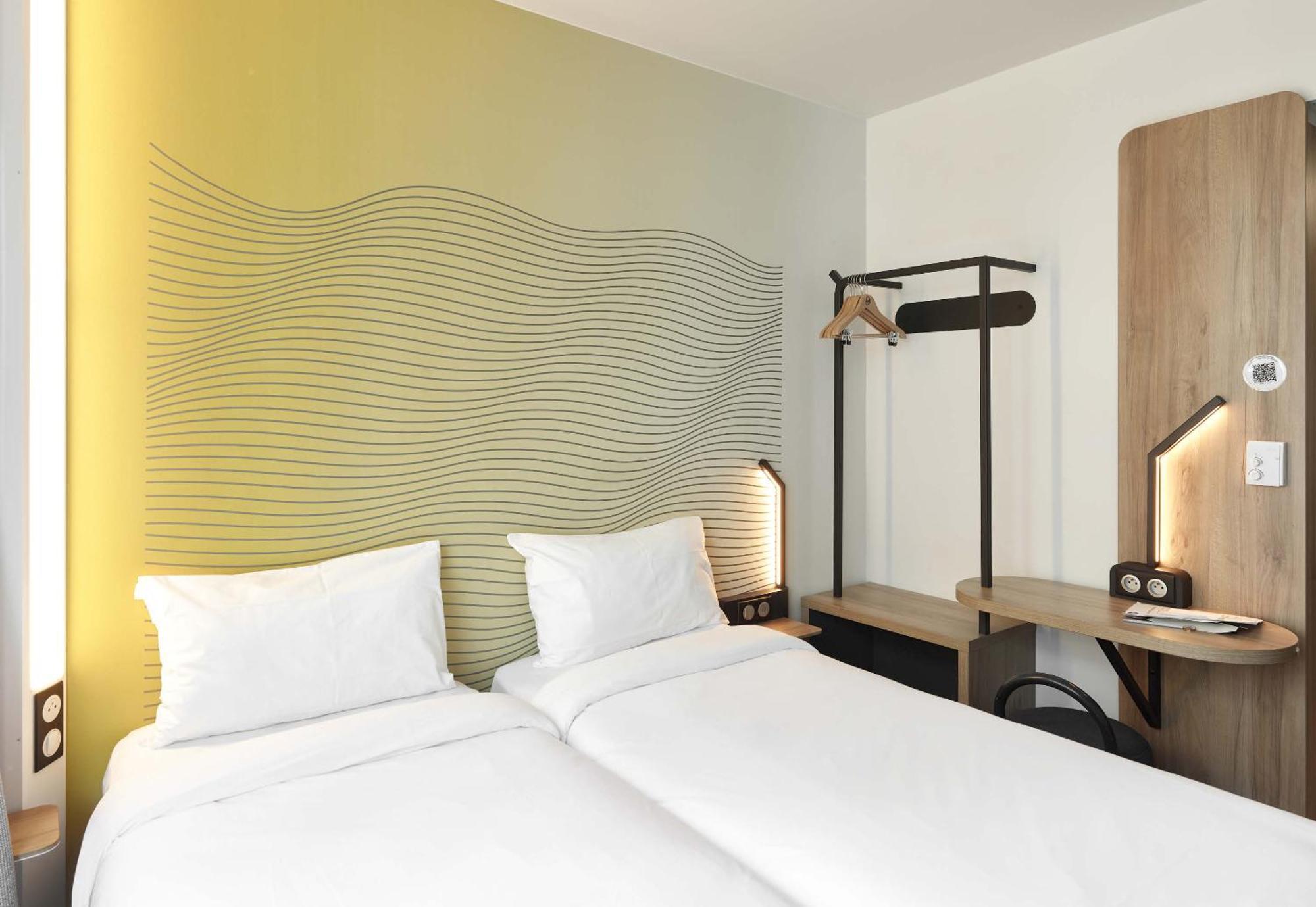B&B Hotel Massy Gare Tgv Εξωτερικό φωτογραφία