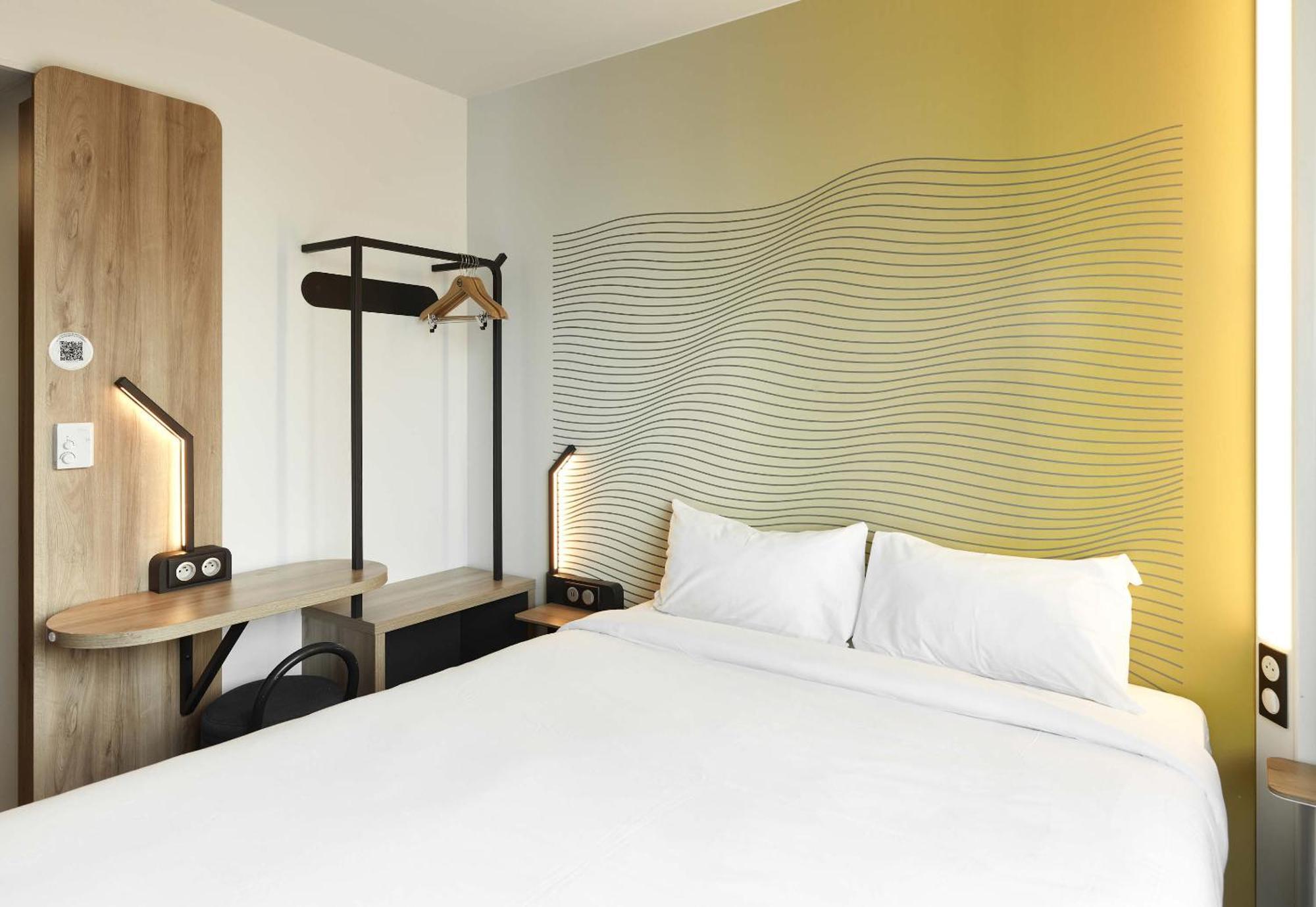 B&B Hotel Massy Gare Tgv Εξωτερικό φωτογραφία