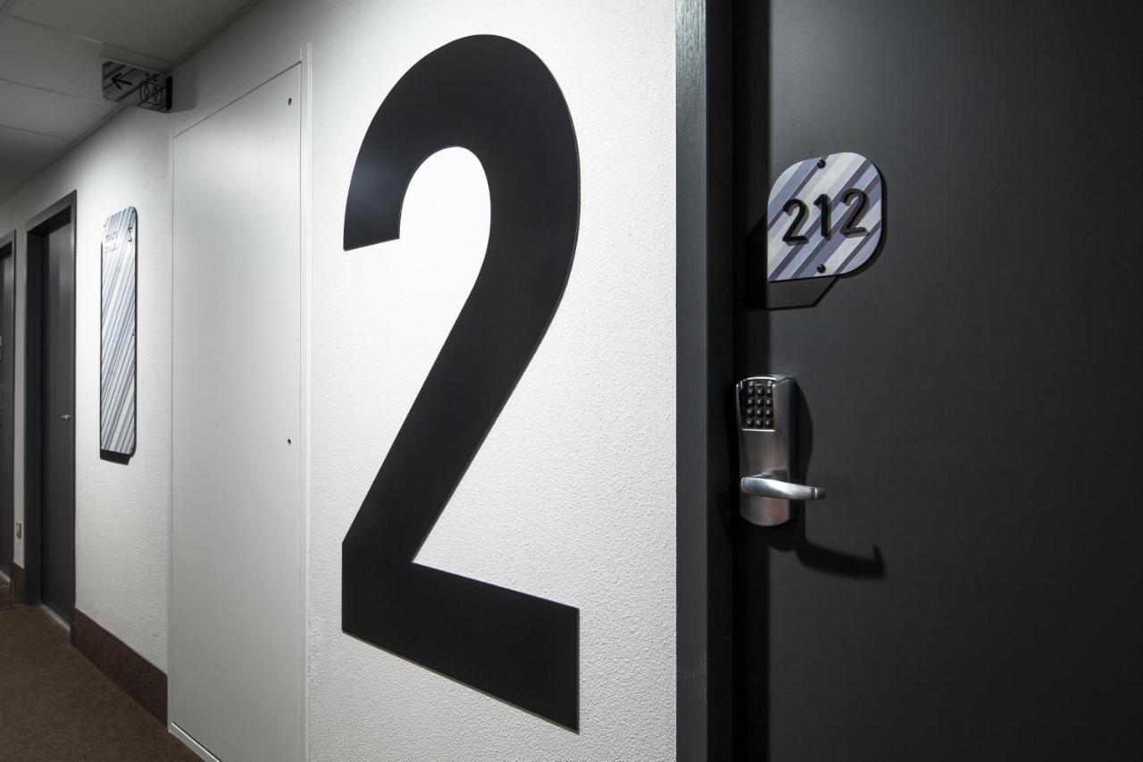 B&B Hotel Massy Gare Tgv Εξωτερικό φωτογραφία